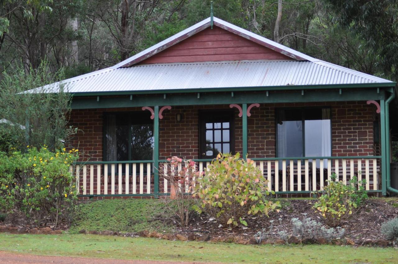 Karri Valley Chalets Pemberton Exterior foto